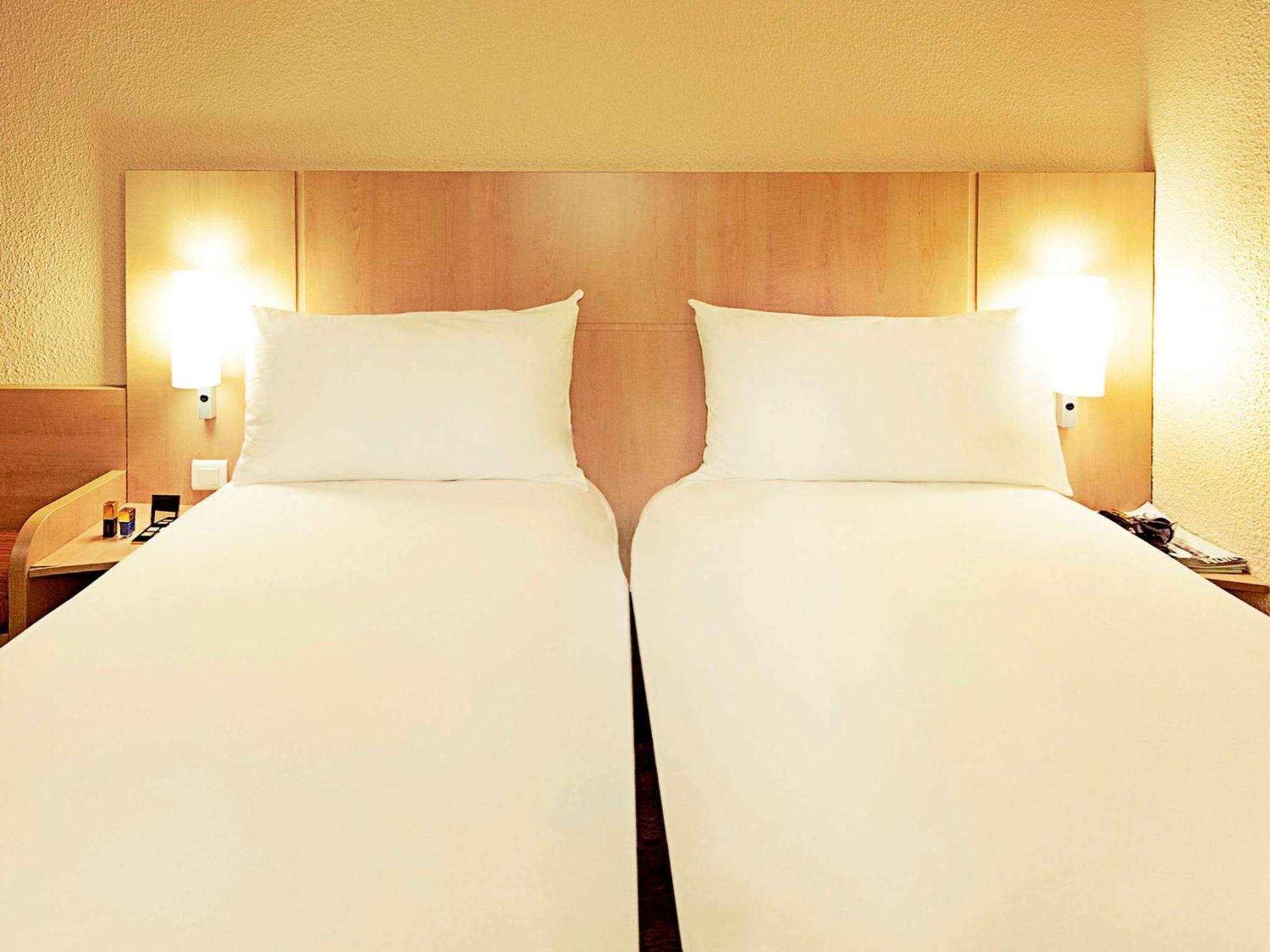 Готель Ibis Limoges Centre Екстер'єр фото