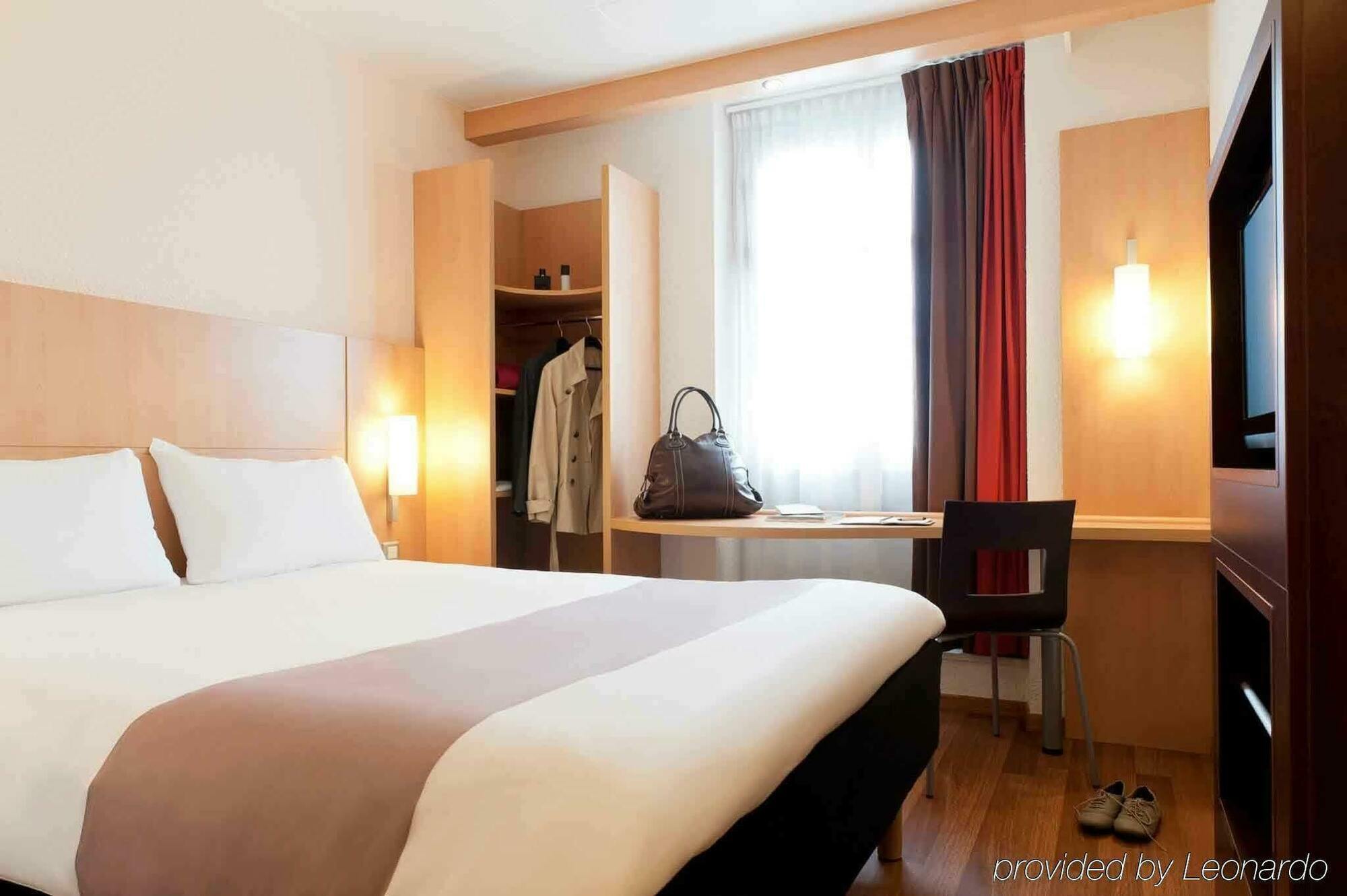 Готель Ibis Limoges Centre Екстер'єр фото